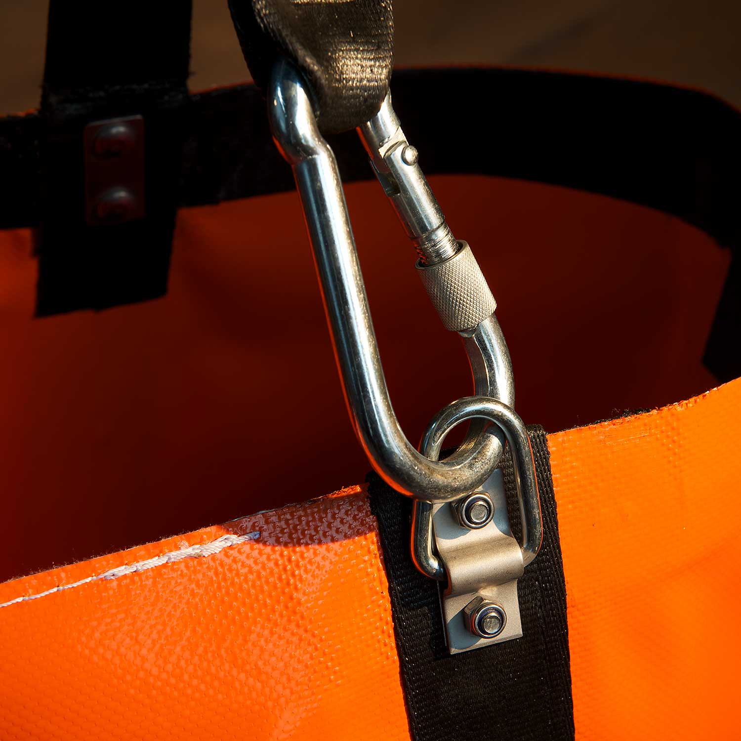 Heavy load bag Model 1 with carabiner hook, technical textiles